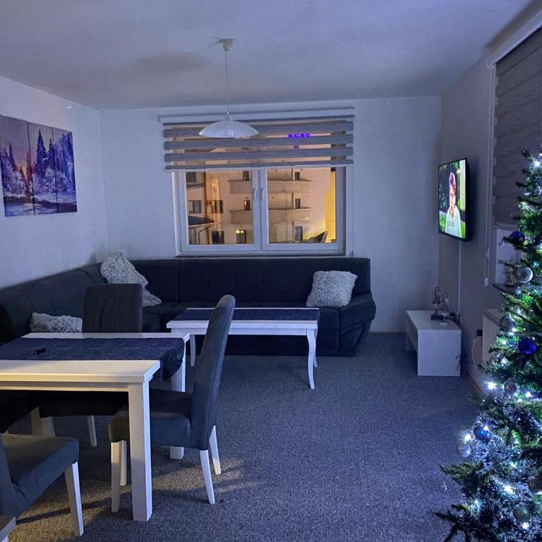 Apartman Nova Pale - Two-Bedroom Apartment - 13