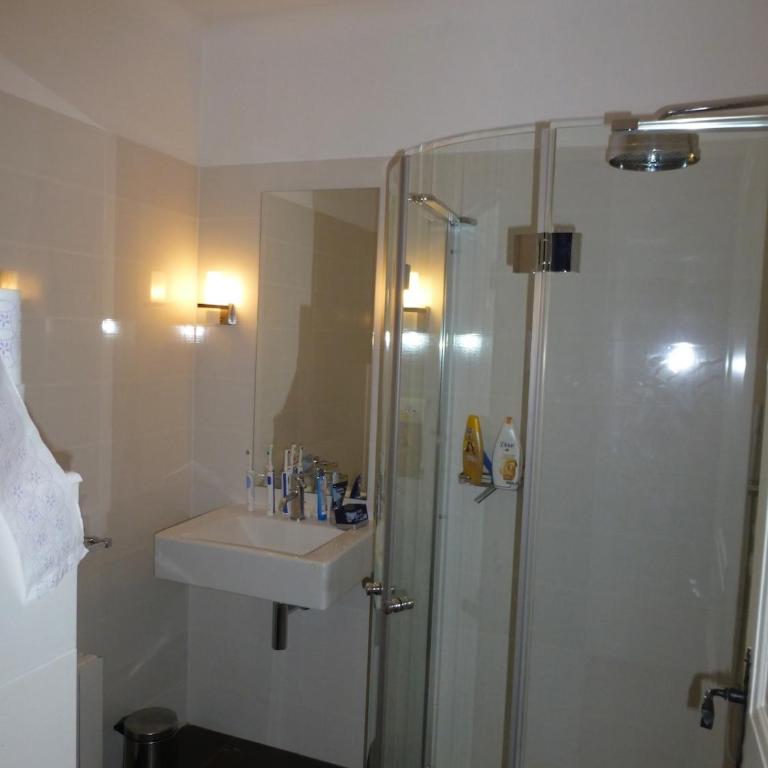 Charming villa - perfectly located - Villa with Private Pool - 26