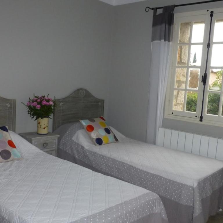 Charming villa - perfectly located - Villa with Private Pool - 21