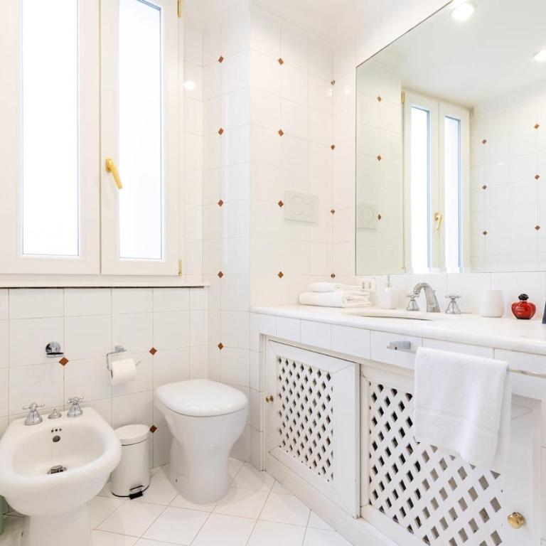 Cercle Apt - Homkeey Apartments - Appartamento Familiare con 2 Camere da Letto - 17