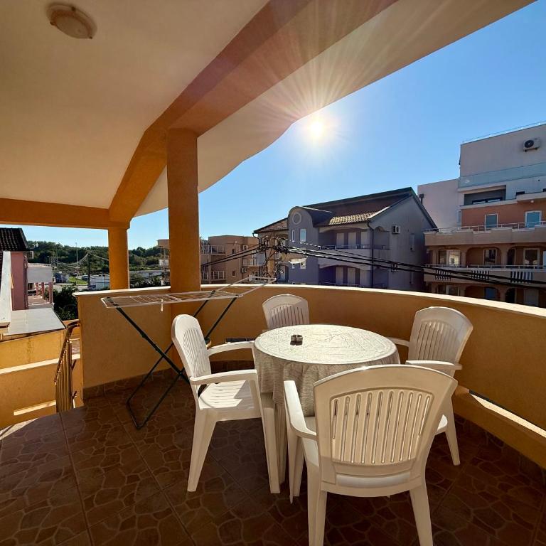 Apartments Dalila - Studio sa Balkonom (4 Odrasle Osobe) - 8
