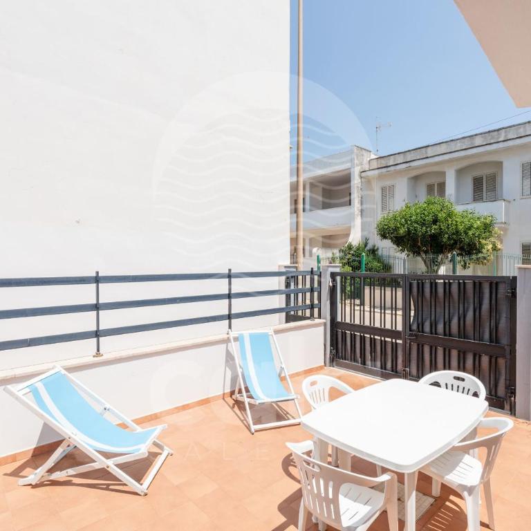 Villetta Fraluna - By Cala Salento - Two-Bedroom House - 6