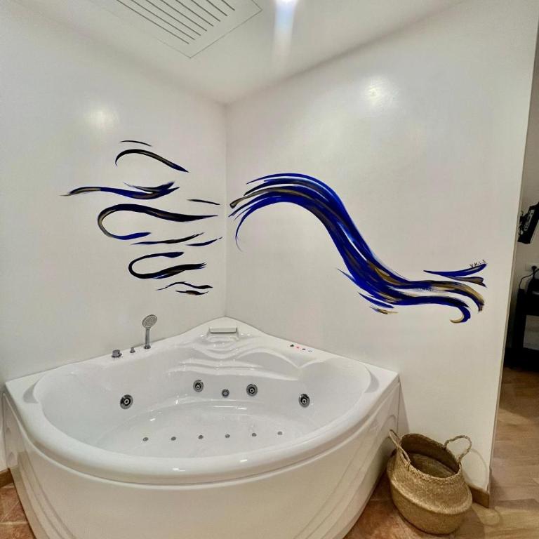 Boutique Hotel Maria Vittoria - Suite with Hot Tub - 6