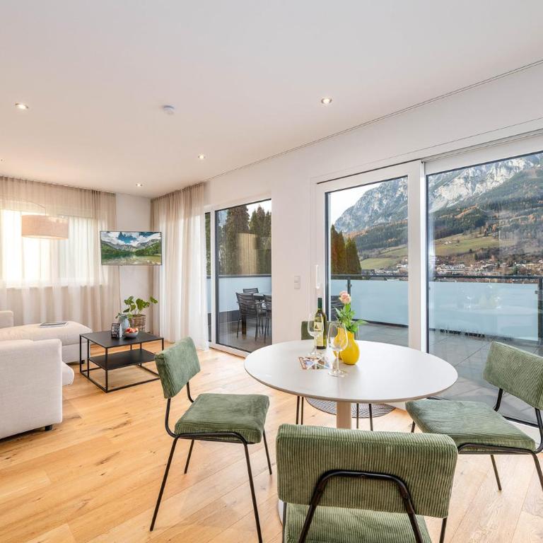 Drei Berge Panorama Suites - by myNests - Two-Bedroom Apartment with Mountain View - 12