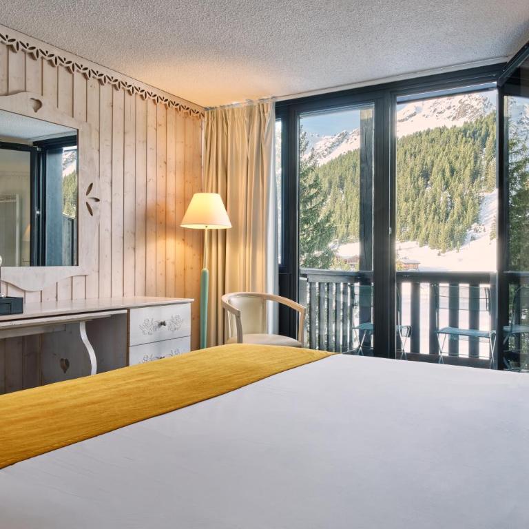 Lake Hotel Courchevel 1850 - Chambre Double Privilège avec Balcon - Vue sur Lac - 10