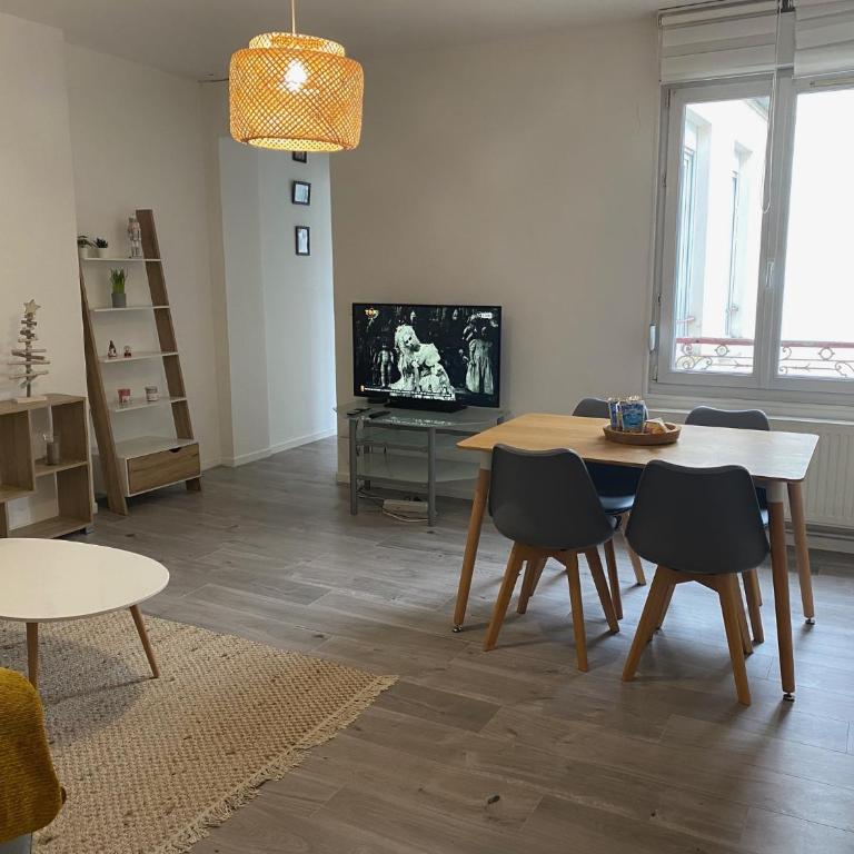 Central avec 2 grandes chambres doubles bien séparées - Apartamento de 2 dormitorios - 3