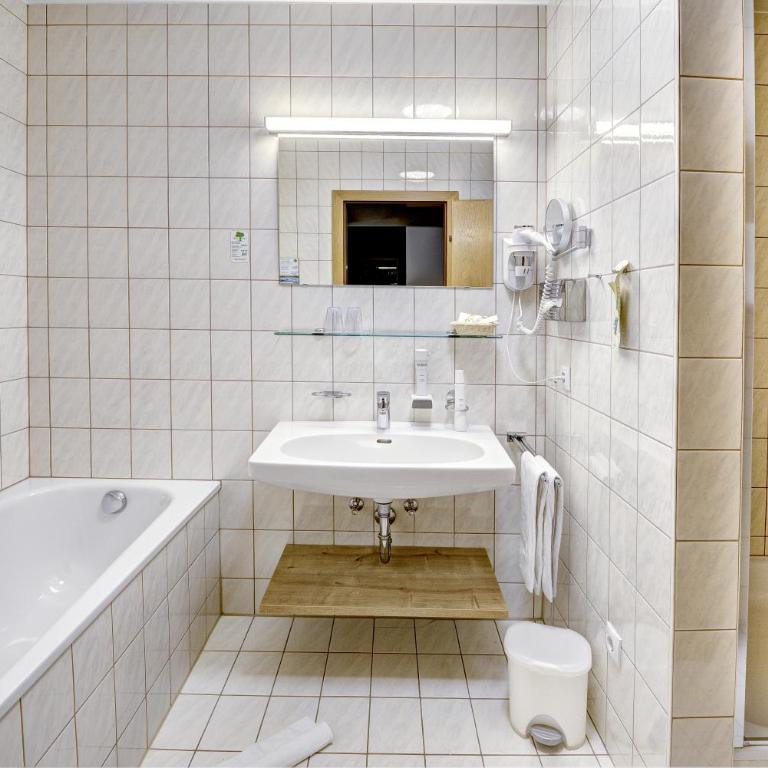 Hotel Unterhof - Deluxe Familienzimmer - 2