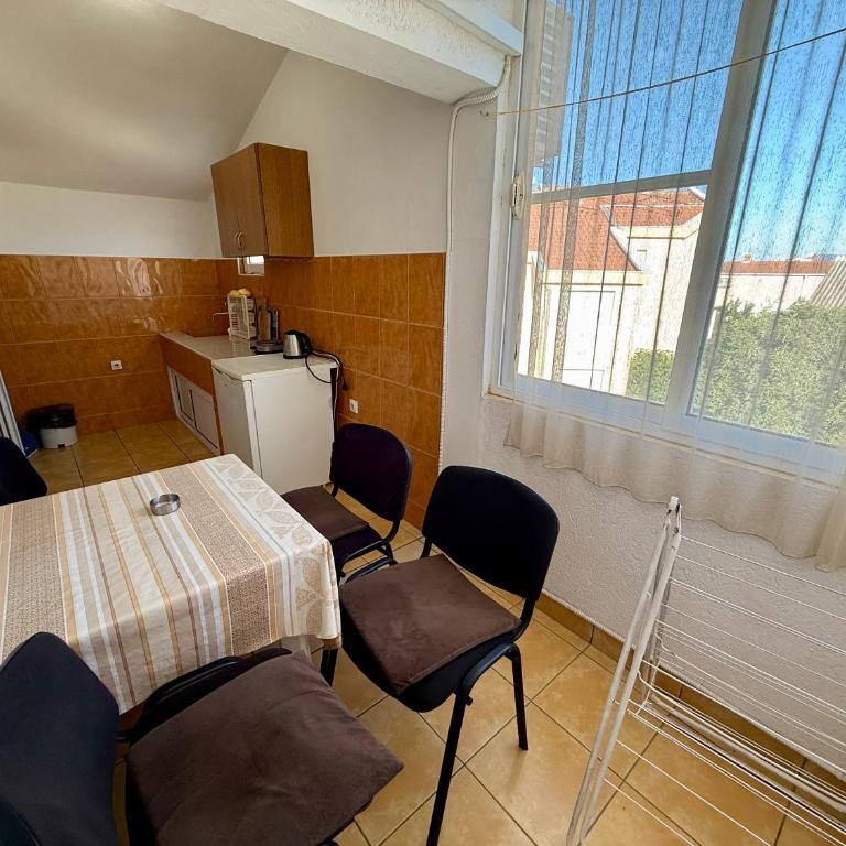 Apartments Dalila - Studio sa Balkonom (4 Odrasle Osobe) - 3