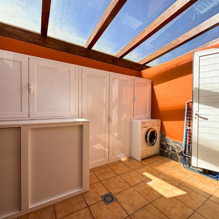 Villa Nirvana Private Pool Corralejo By Holidays Home - Three-Bedroom Villa - 22