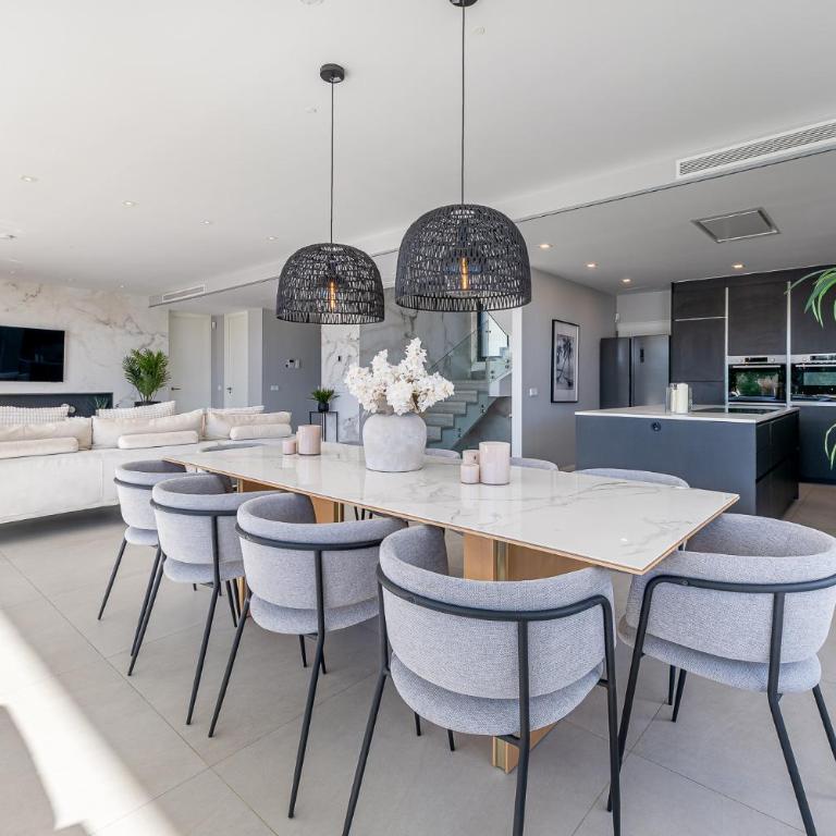 797 HOLIDAY RENTALS - Lujosa y moderna villa en Puerto marina - Villa Deluxe - 12