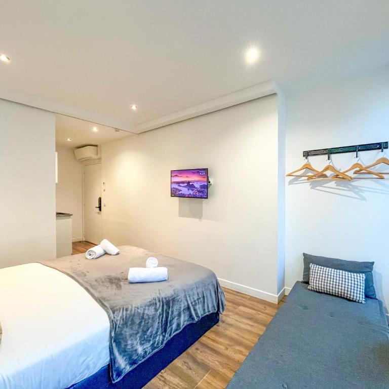 UrbanFlat 209 - Beautiful Studio in the center of Paris - Studio - 9