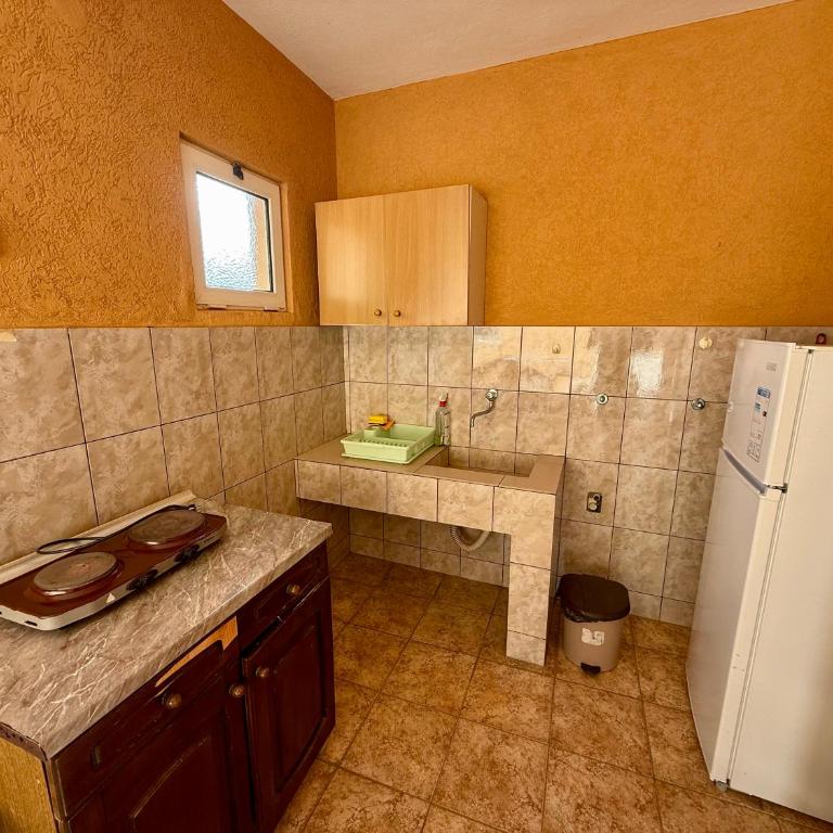 Apartments Dalila - Apartman sa 2 Spavaće Sobe i Balkonom (6 Odraslih Osoba) - 5