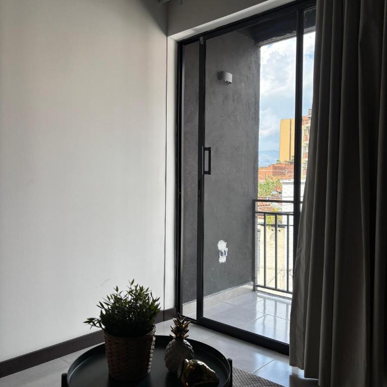Hotel Moore 45 - Double Room with Balcony - 15