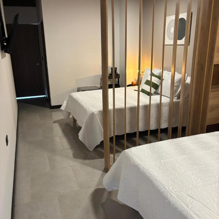 Hotel Moore 45 - Standard Quadruple Room - 1