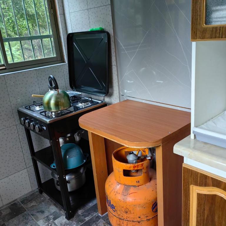 10 hectáreas de montaña con cabaña, senderos, saltos de agua y más - Three-Bedroom Chalet - 35