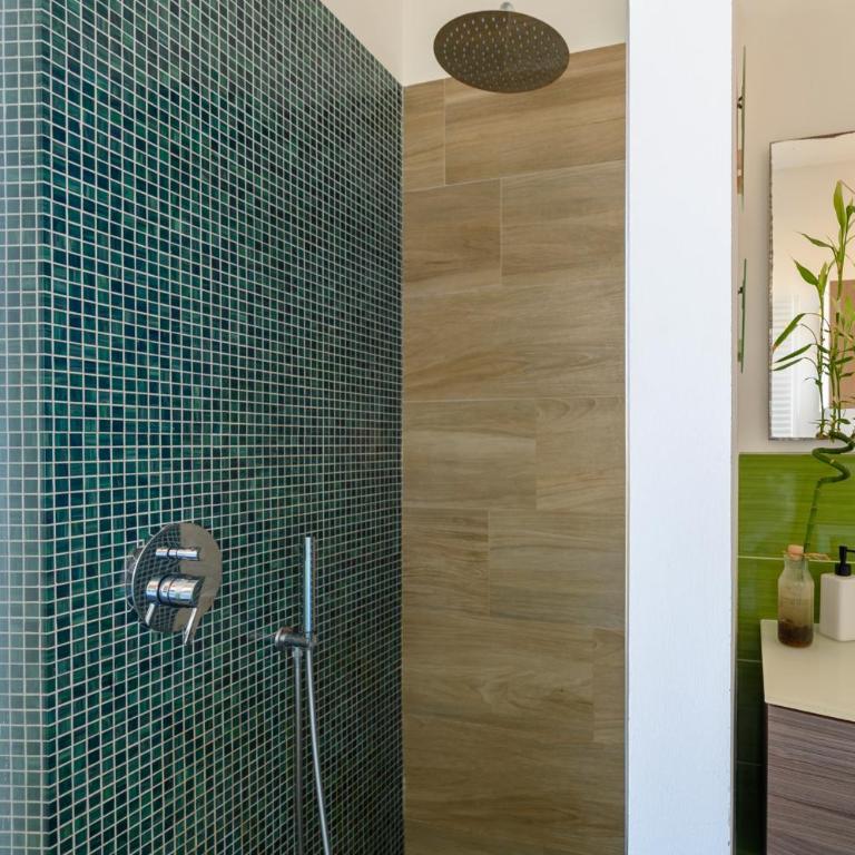 Marconi Skyline - Three-Bedroom Apartment - 45