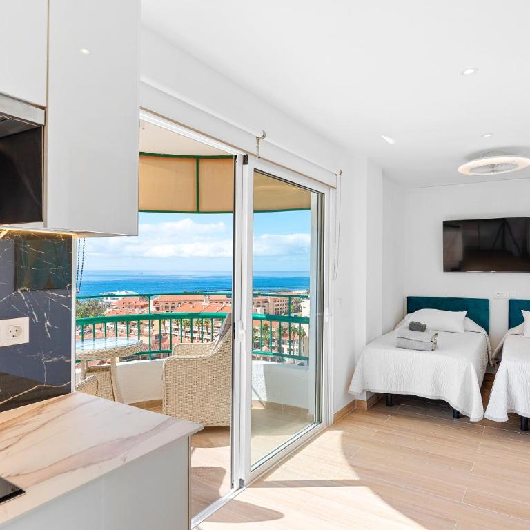 Renovated Panoramic Seaview Las Vistas Beach Studio - Estudio con vistas al mar - 12