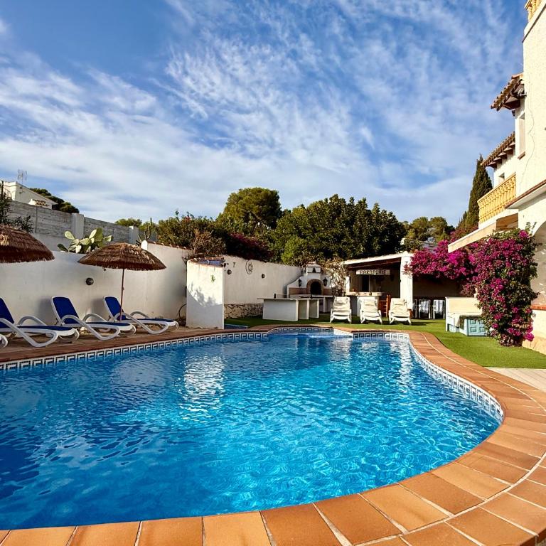 Casa Ignatz 5 Bed Luxury Villa with Private Pool - Villa - 1
