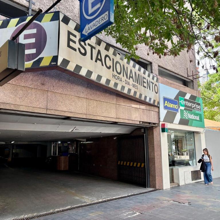 Apartamento céntrico en Mendoza con cochera privada - Apartamento de 1 dormitorio - 4