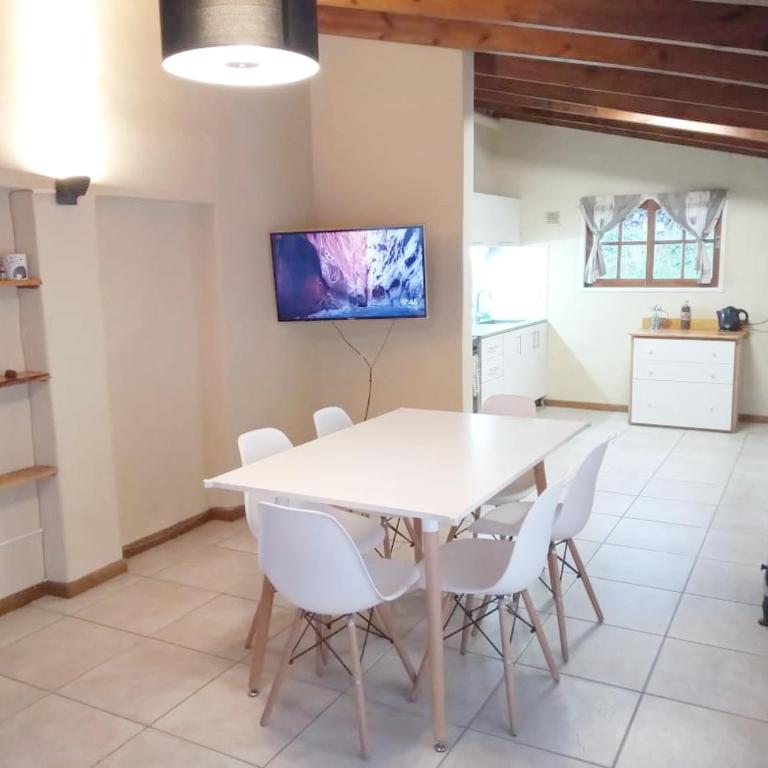 Hermosa casa con patio a una cuadra del lago - Casa de 2 dormitorios - 13