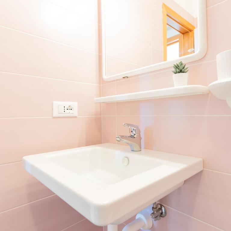 Castello - Appartamento con 2 Camere da Letto e Balcone - 8