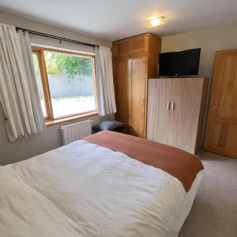 Departamento en pleno centro, con Pileta y parking - One-Bedroom Apartment - 5