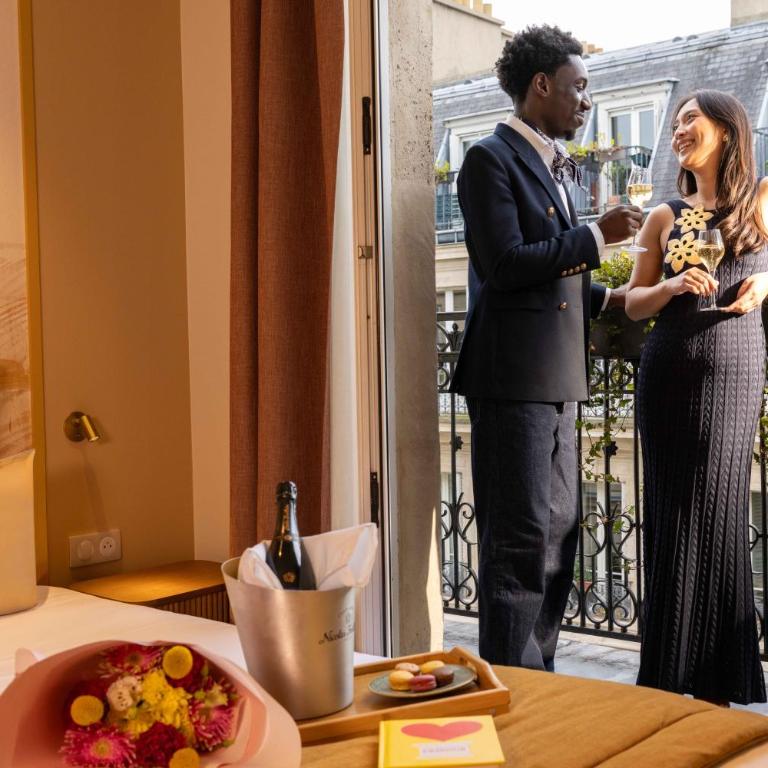 Hôtel Le Cardinal - Chambre Double Supérieure - 19