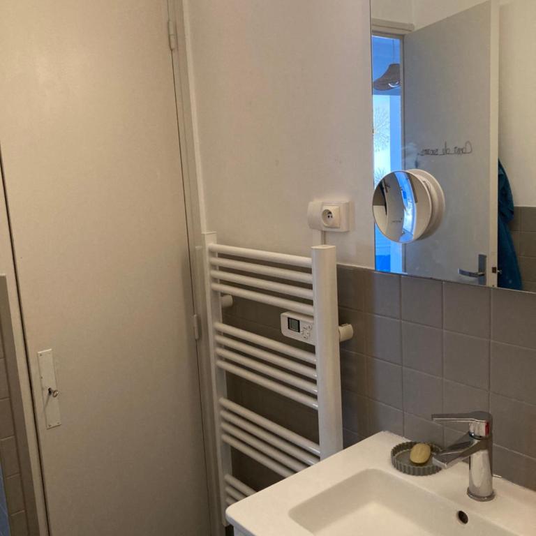Les Palmiers Très beau T2 vue mer 2mn de la plage150m - Apartment mit 1 Schlafzimmer - 18