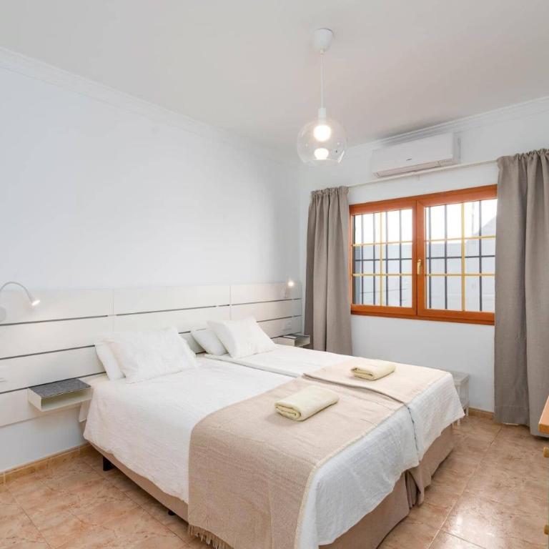 Villa Nazaret by Villa Plus - Villa - 7