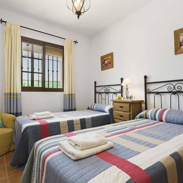 Villa Emilio Sol by Villa Plus - Villa - 16