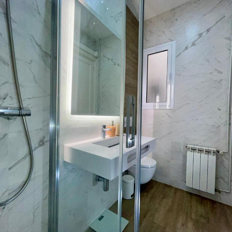 The Gaudi Suites - One-Bedroom Apartment - Bruc,134 - 7