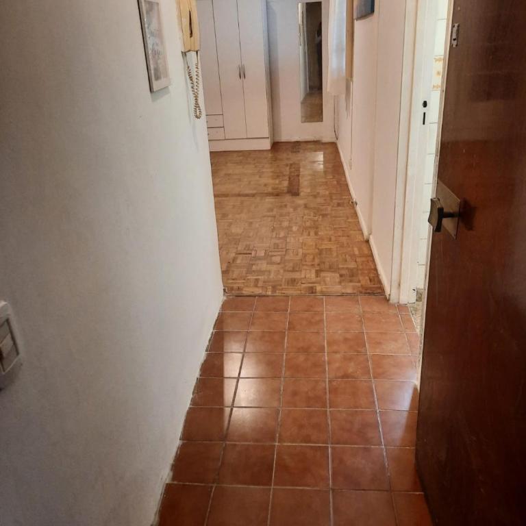 Ambiente Amplio en Cerrito - Apartamento de 1 dormitorio - 1