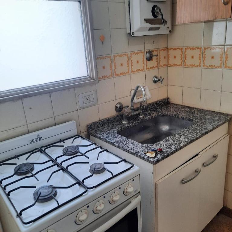 Ambiente Amplio en Cerrito - Apartamento de 1 dormitorio - 3