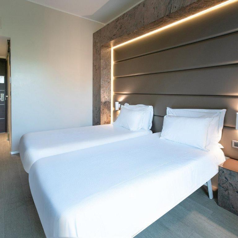 B&B Hotel Savona - Camera Doppia con Letti Singoli con Terrazza - 2