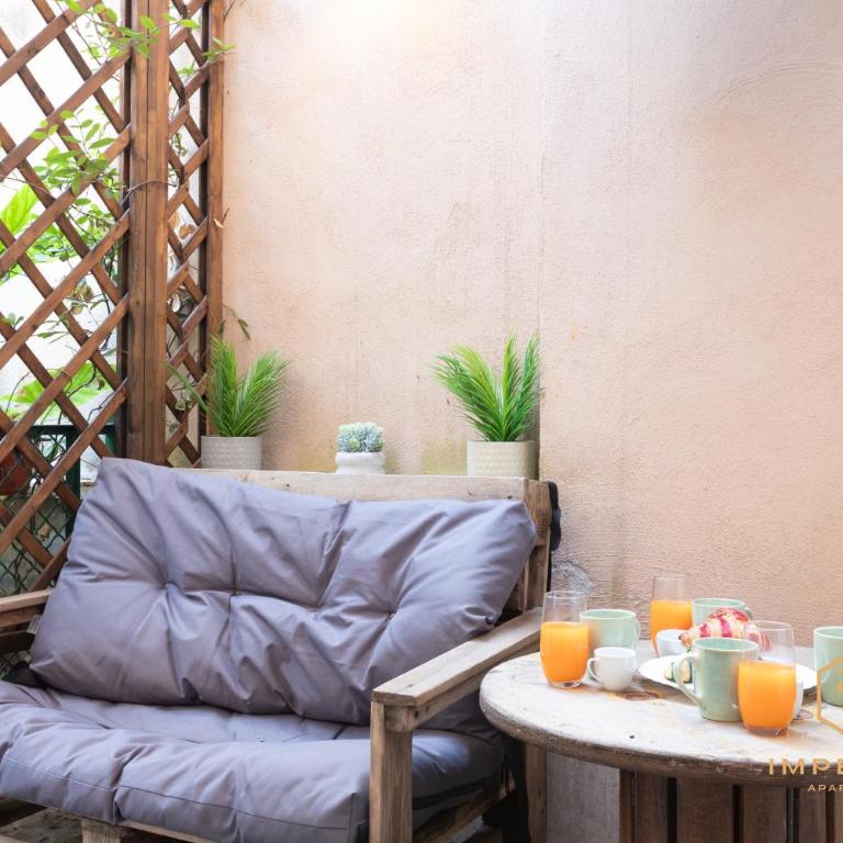 Imperium Residence - 100mt to metro, private Patio, A-C, 2-4 pax - Casa con 1 Camera da Letto - 4