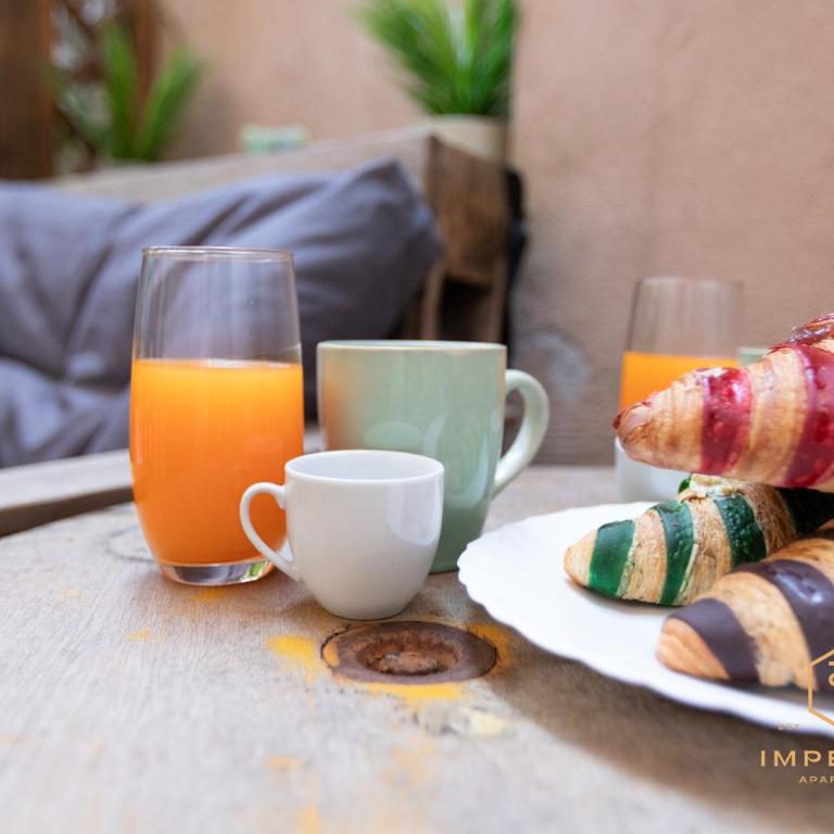 Imperium Residence - 100mt to metro, private Patio, A-C, 2-4 pax - Casa con 1 Camera da Letto - 28