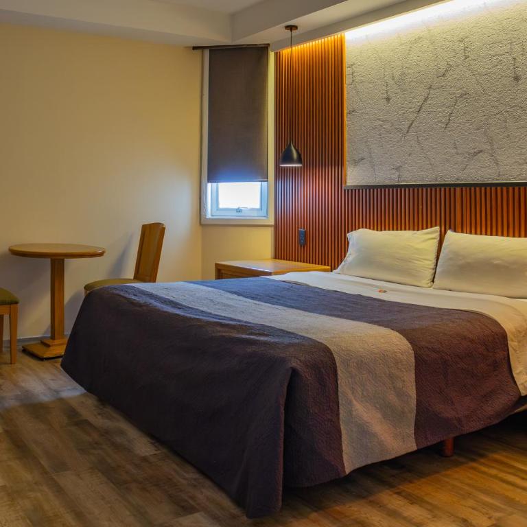 Hotel Lord - Deluxe Double Room - 5