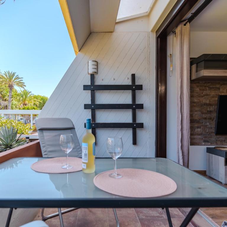 Sunny Studio with Pool & Terrace & WIFI - Apartamento de 1 dormitorio - 12