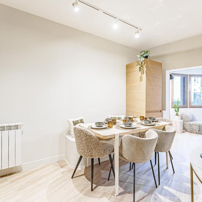 Modern Family Suite with 3 bedrooms and 2 bathrooms for 6 people - Appartement 3 Chambres avec Vue - 12