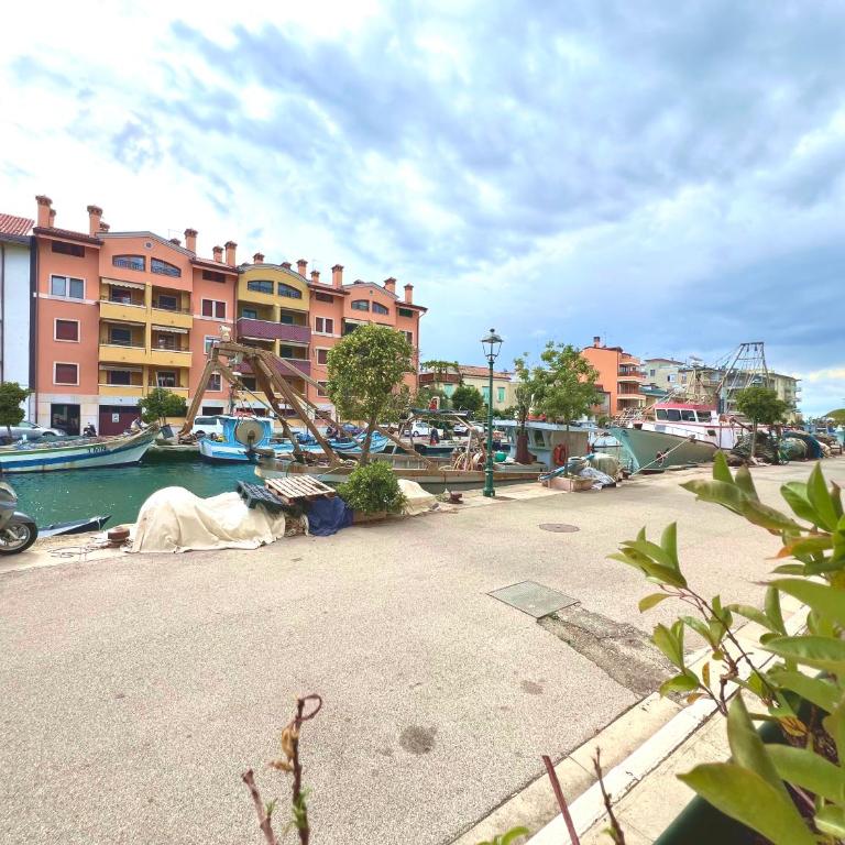 Residence Riva - Appartamento con 2 Camere da Letto - 2