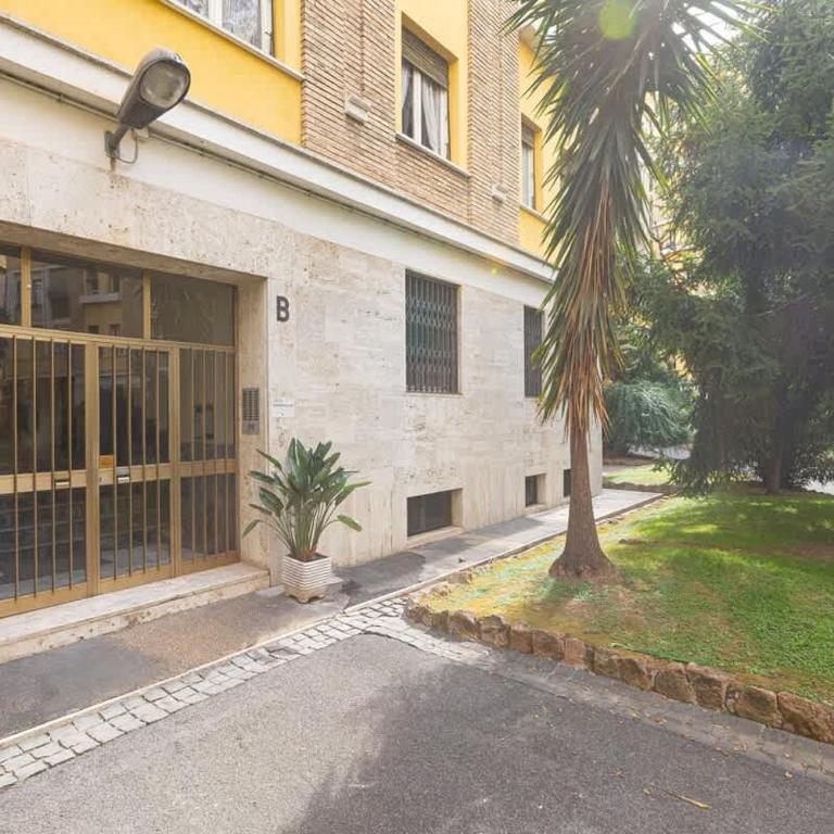 Nuovo appartamento ben collegato con il centro - Appartamento - 51