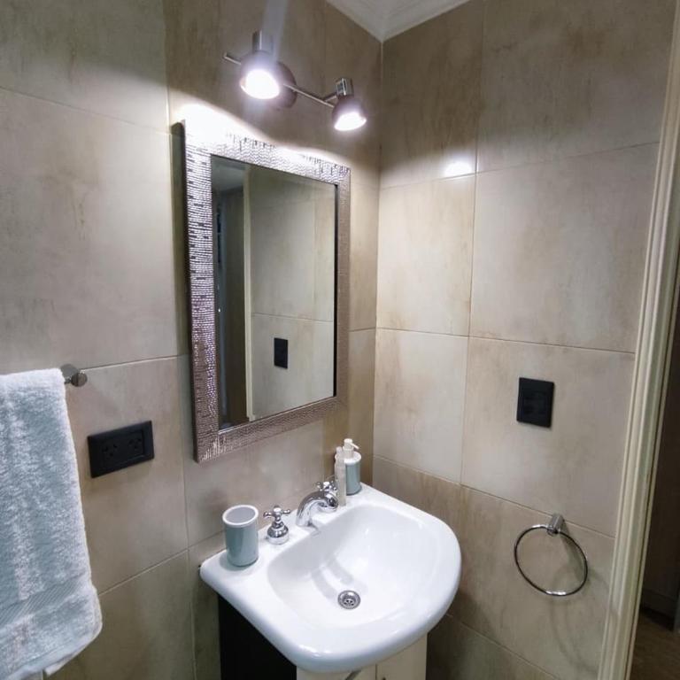 Studio Premium con Vista al Lago y Centro Cívico - One-Bedroom Apartment - 25