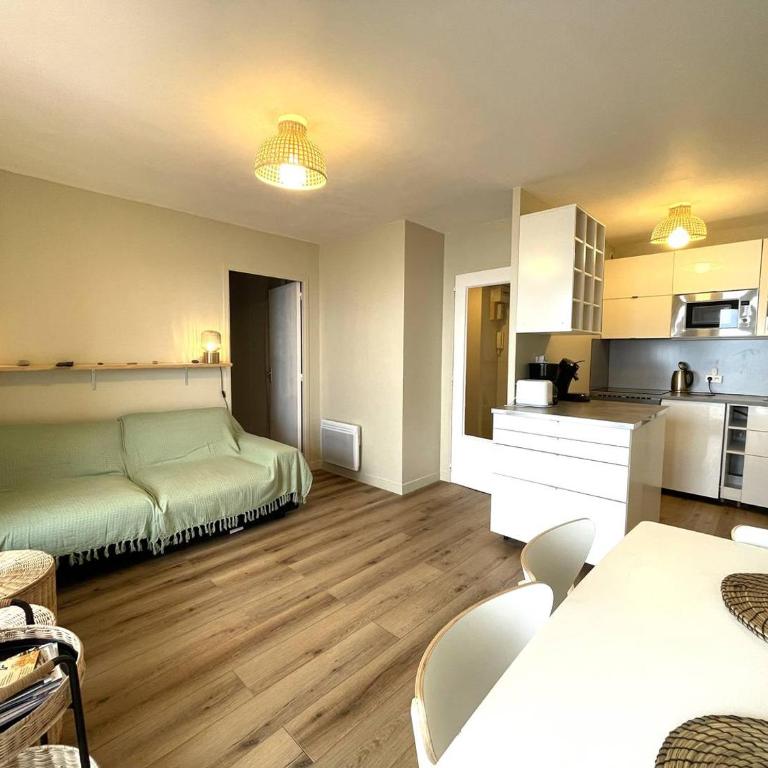 Appartement avec VUE MER EXCEPTIONNELLE plage de Trestraou à PERROS-GUIREC - Réf 510 - Apartment mit Meerblick - 11
