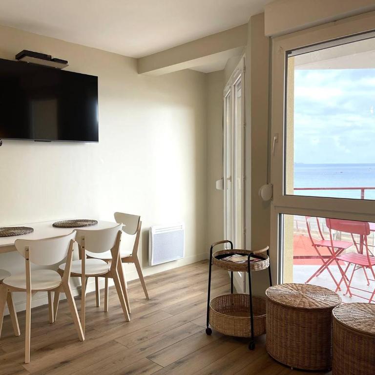 Appartement avec VUE MER EXCEPTIONNELLE plage de Trestraou à PERROS-GUIREC - Réf 510 - Apartment mit Meerblick - 20