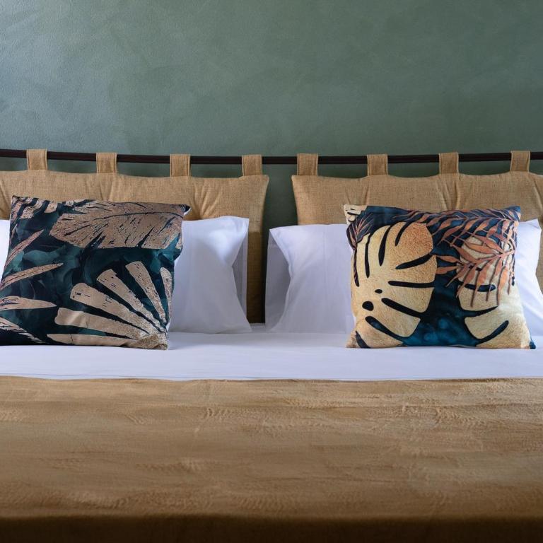 TAGA Rooms - Deluxe Double Room - 2