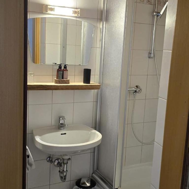 Central Apartment - Apartamento de 2 dormitorios con baño - 9