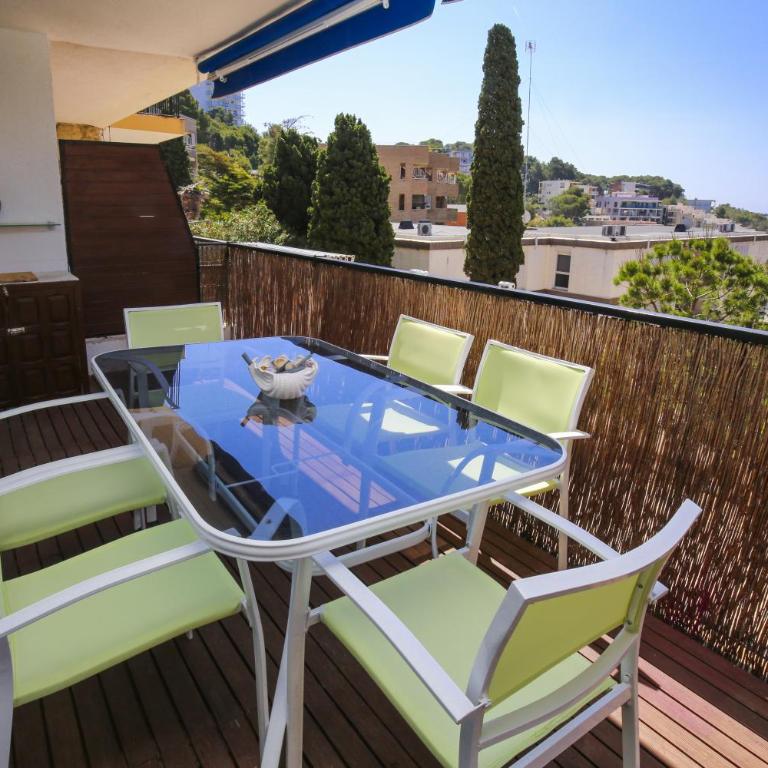 Terraza familiar a 200 m de la playa Cala Crancs - Two-Bedroom Apartment - 58