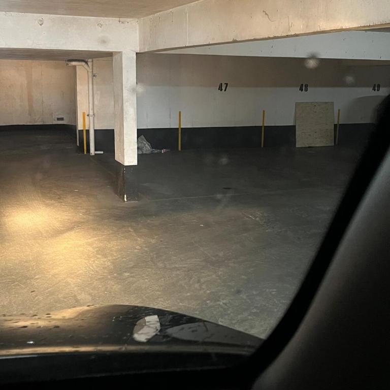 Departamento a pasos del centro y estacionamiento incluido - Apartamento de 2 dormitorios - 8