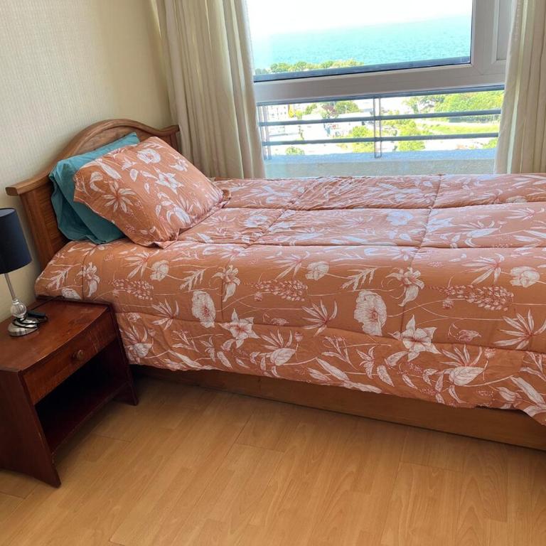 Departamento a pasos del centro y estacionamiento incluido - Apartamento de 2 dormitorios - 16