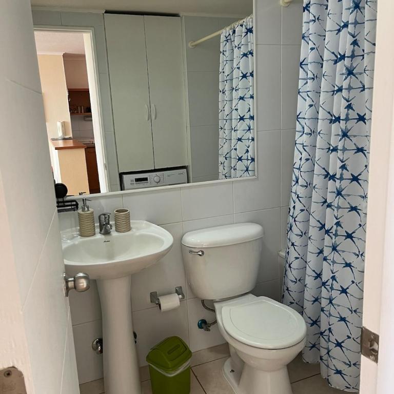 Departamento a pasos del centro y estacionamiento incluido - Apartamento de 2 dormitorios - 17